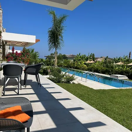 Hotell Gorgeous Seafront In A Prime By The Mediterranean Sea 4*